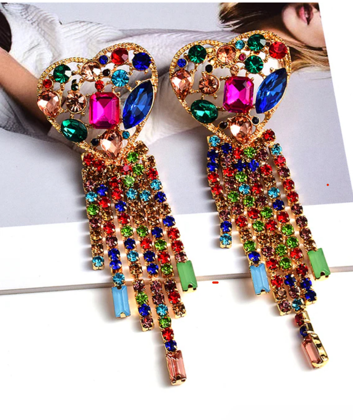 Accessorize Like a Pro: Statement Earrings to Elevate Your Outfit