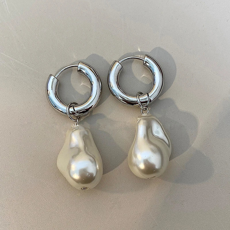 Gold & Pearl Drop Earrings – Timeless Elegance with a Modern Twist