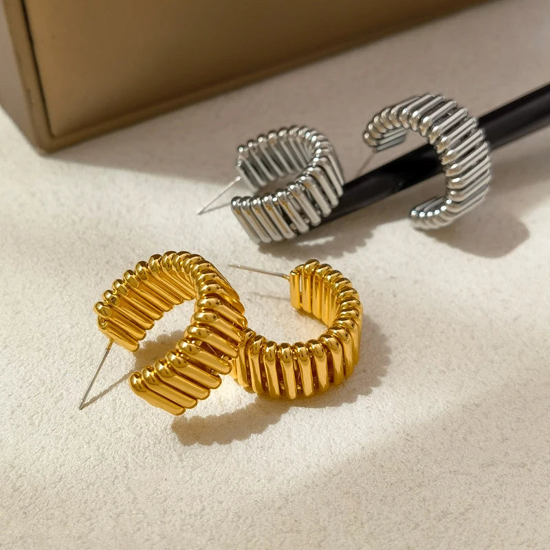 Minimalist Needle Hoops – Bold. Clean. Elevated.