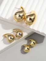 Load image into Gallery viewer, Bold Glow Chunky Hoop Earrings – Luxe Shine, Everyday Vibe
