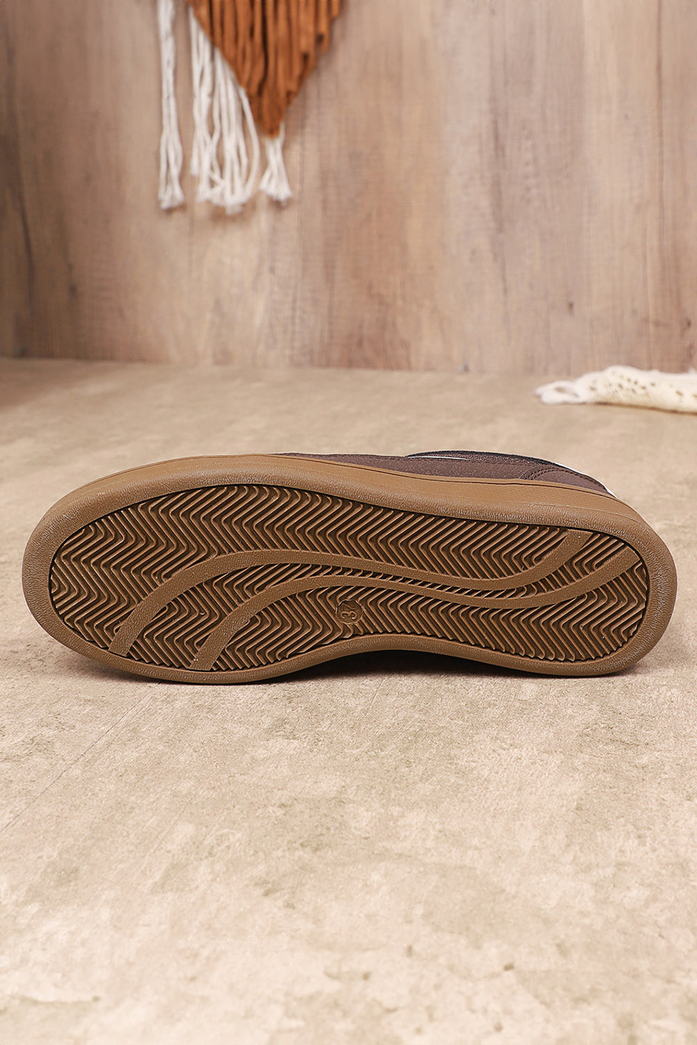 Coffee Breathable Mesh Leather Patchwork Lace-up Sneaker