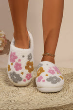 Load image into Gallery viewer, White Floral Fuzzy Winter Slippers
