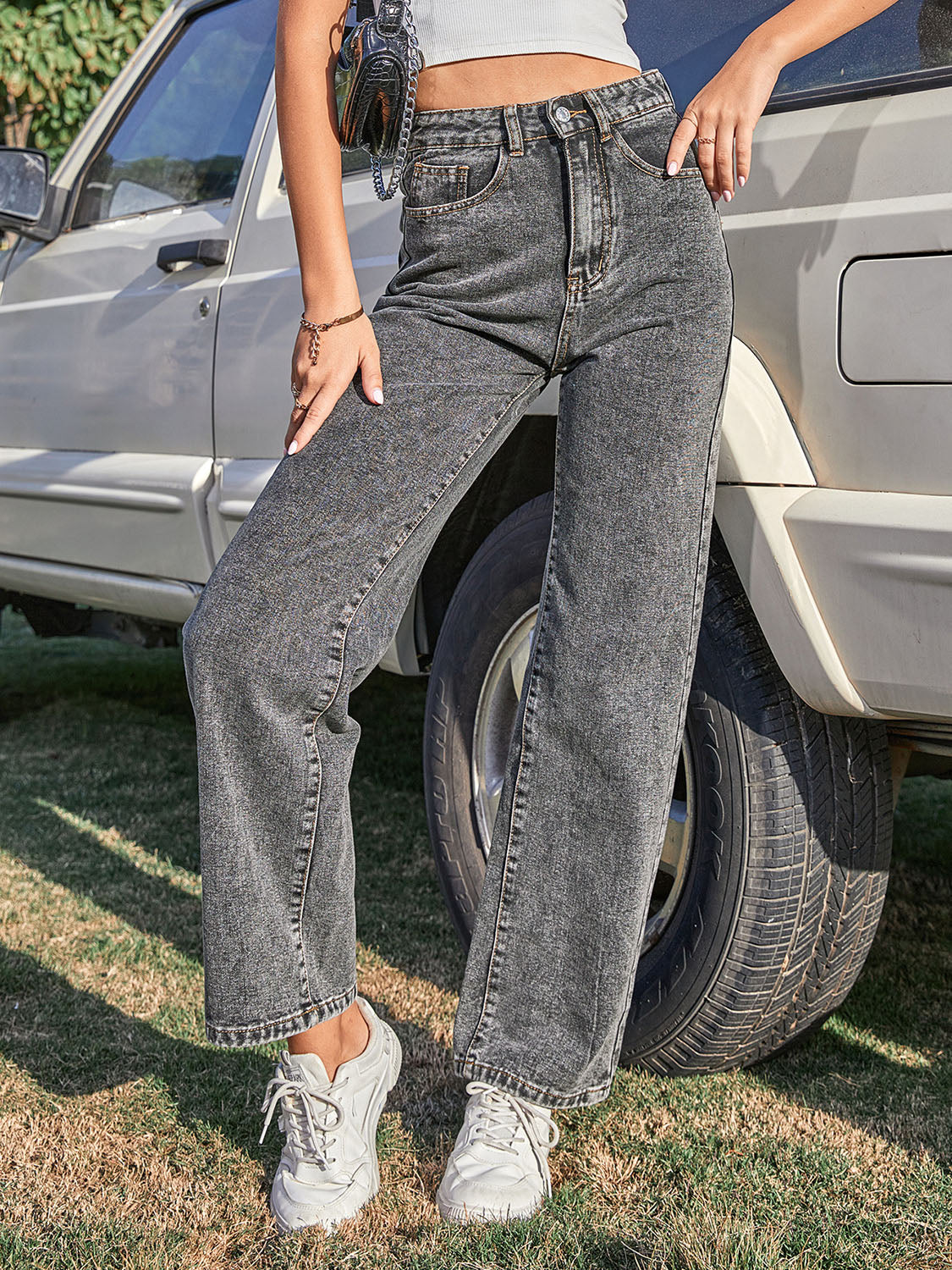 Buttoned Cropped Jeans Pants