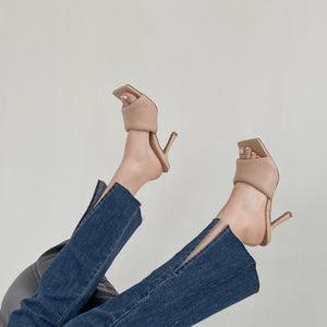 Square-Toe Heels