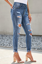 Load image into Gallery viewer, Distressed Frayed Hem Cropped Jeans Pants
